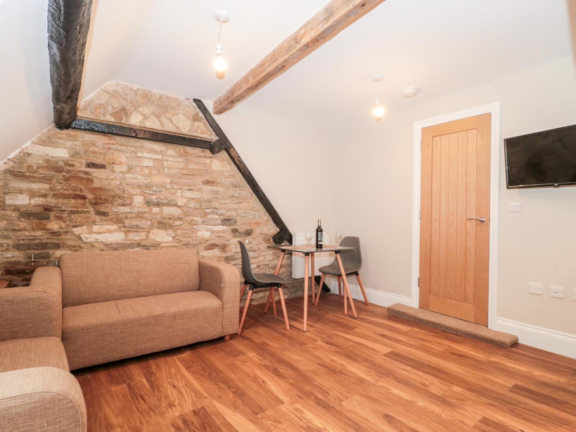Purbeck - Flat 5 *